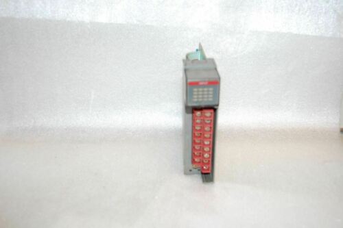 Allen-Bradley 16 CH-AC OUTPUT MODULE 1746-OA16