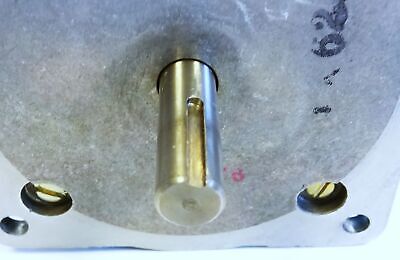 Superior Electric M092-FD09 2.5 VDC 4.6 A Synchronous Stepper Motor No Shaft Key