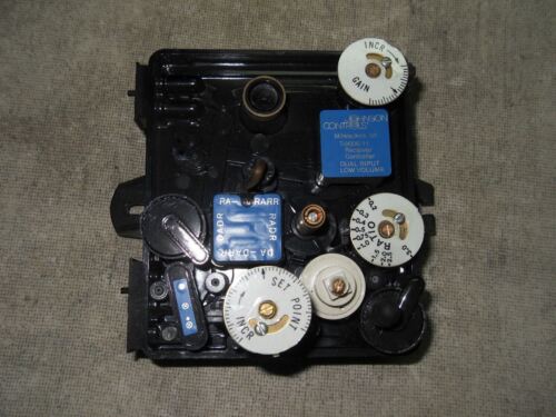 1 JOHNSON CONTROLS T-9006-11 LOW VOLUME RECEIVER CONTROLLER