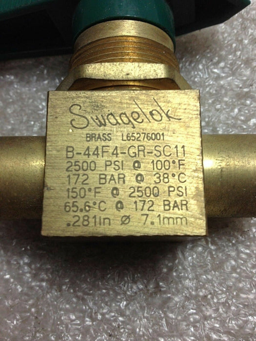 Swagelok B-44F4-GR-SC11 Valve