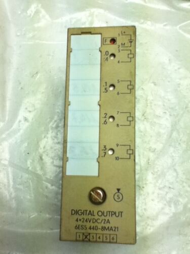 Siemens 6ES5-440-8MA21 OUTPUT MODULE