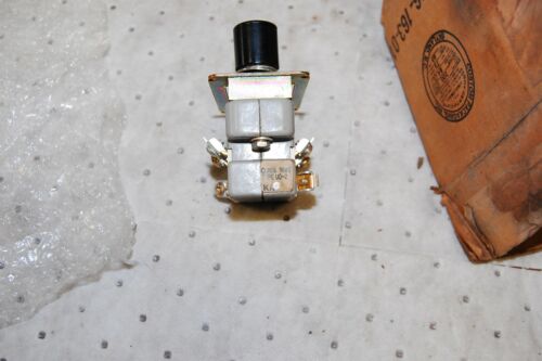 Square D Push Button 9001 U0-2 Momentary