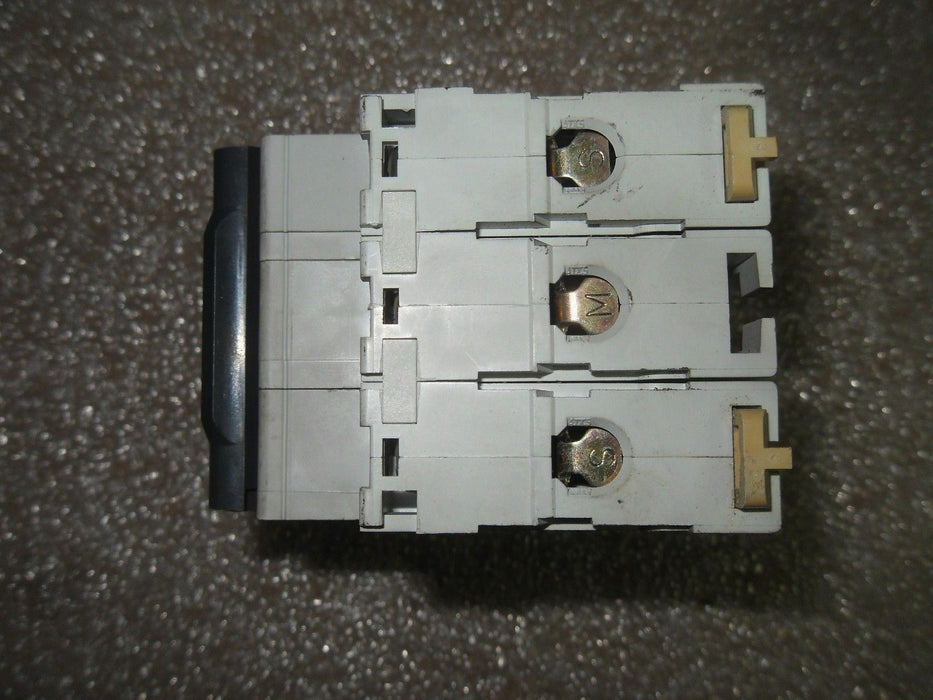 Merlin Gerin 24542 25A 480VAC Type D Circuit Breaker