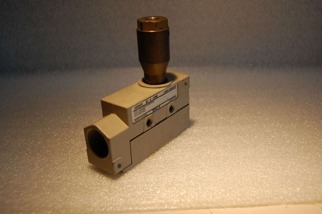 Omron ZE-Q-2SMC Limit Switch