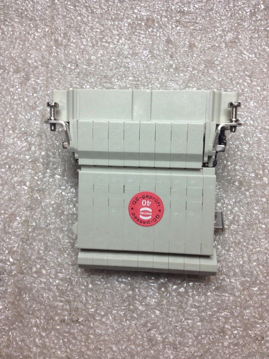 Harting 09.33.016.4635 Connector