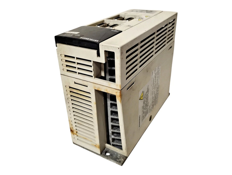 Mitsubishi MR-J2-60C-S100 200-230 V 600 W AC Servo Drive