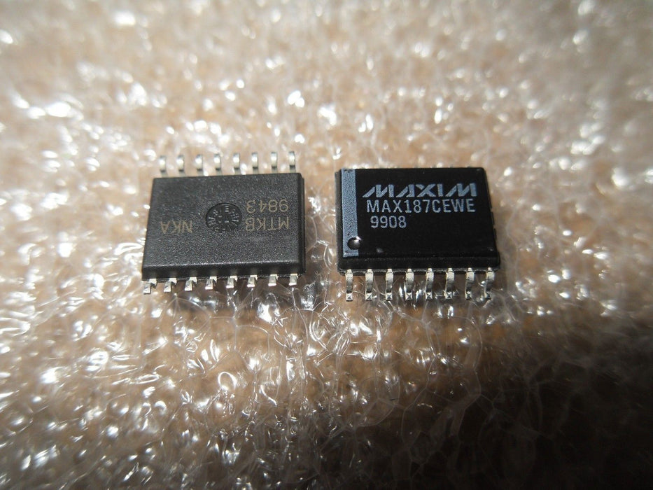 2 MAXIM MAX187CEWE ANALOG TO DIGITAL CONVERTERS