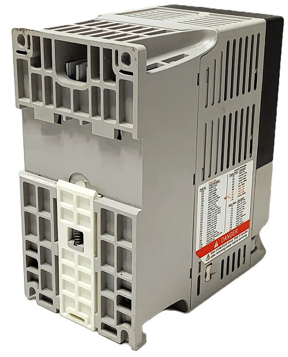 Allen-Bradley 22A-D4P0N104 Ser A 480 VAC 4 A 1.5 kW 2HP Variable Frequency Drive