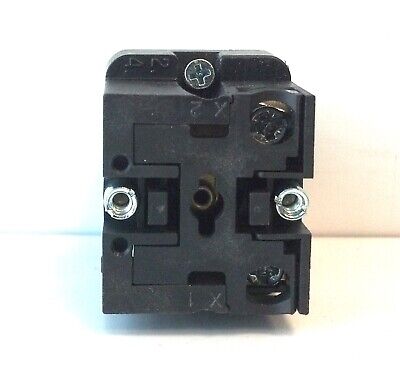 AutomationDirect GCX3202-24L 24 V AC/DC Green Flush LED Illuminated Pushbutton