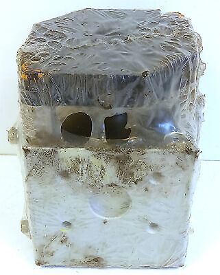 Compact Air Product GC22X1 UC3 3/00 Compressed Air Cylinder