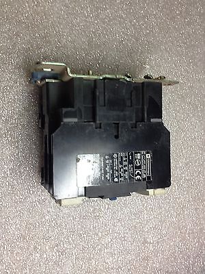 Telemecanique LC1D6511 Contactor