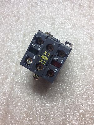 Telemecanique ZB4BW0B55 Contact Block