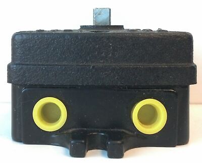Parker PL25 0-150 PSI 1/4" Disc Valve