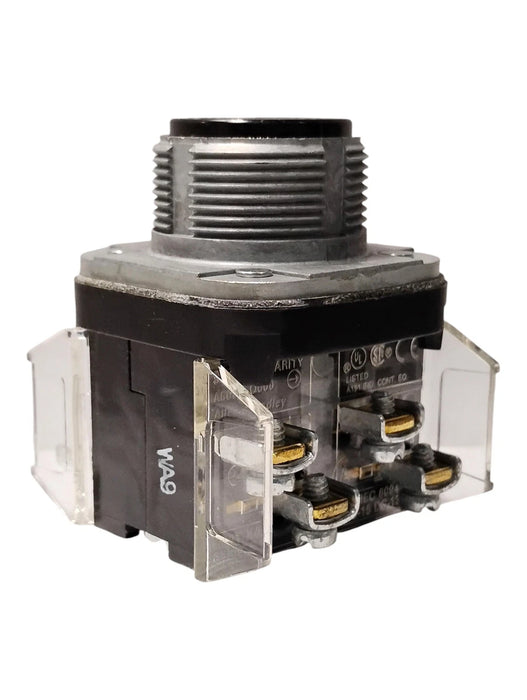 Allen-Bradley 800T-A2B Series T 30 mm Black Flush Head Momentary Pushbutton
