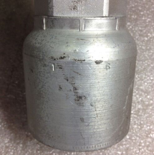 2 Parker 16E78-24-24 Crimp Fittings
