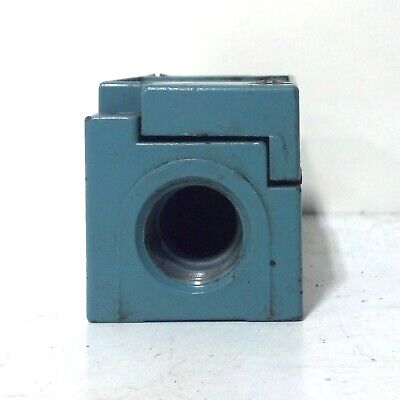 Microswitch LSD1A 600 V AC 10 A Heavy Duty Roller Plunger Limit Switch