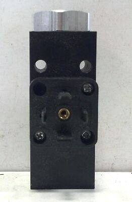 Bosch 0-821-100-012 0.5-8 Bar 250 V Pressure Switch Solenoid Valve w/ Connector