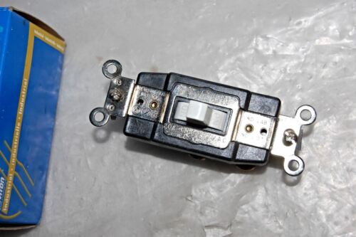 LEVITON 1257-W QUIET MOMENTARY CONTACT SWITCH