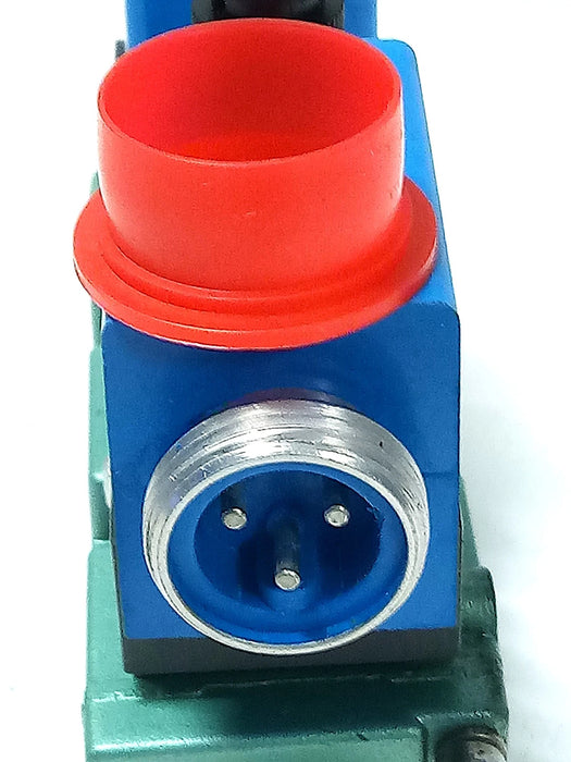 Numatics I12BB500V 14.5-232 psi Pneumatic Double Solenoid Valve w/ 24 V DC Coil