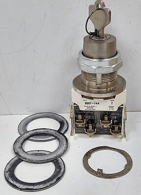 Allen-Bradley 800T-J44A Selector Switch with Standard Key D018