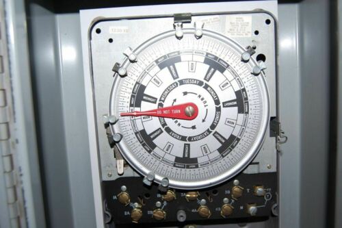 Paragon Electric Type 3 R Enclosure 7008-00 Timer