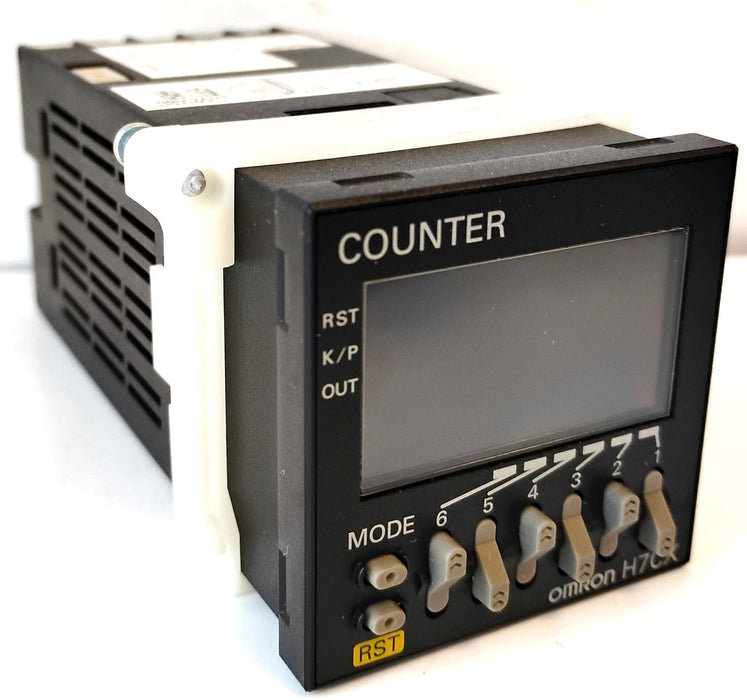 Omron H7CX-A-N 100-240 V AC 6-Digit Multifunction Counter Module