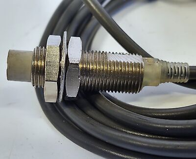 Omron E2E-X5MY2 Inductive Proximity Sensor