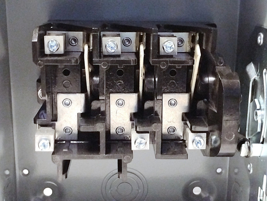 Square D DU321 240 V AC 30 A NEMA 1 Non-Fusible Safety Switch