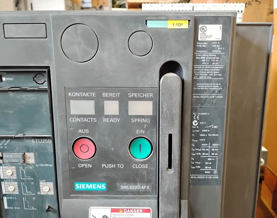 Siemens 3WL5220-4CB33-1AJ2 2000 A Size 2 SENTRON 3WL Air Circuit Breaker