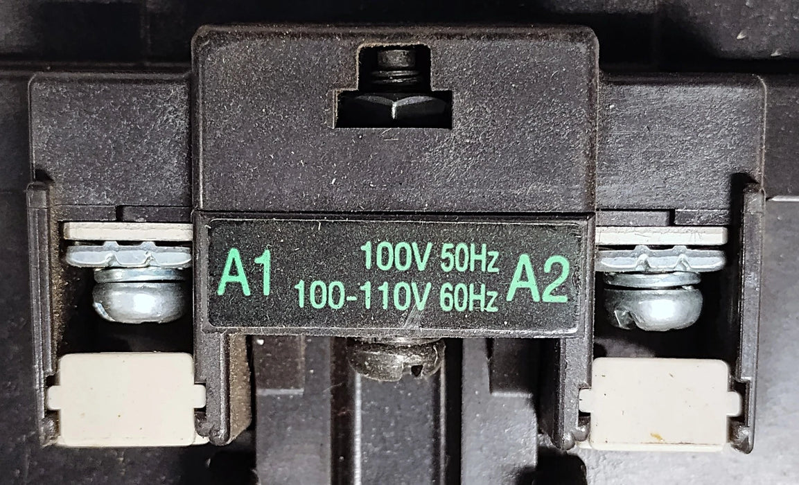 Fuji Electric SC-N2S SC50BAA 600 V AC 50 A Contactor w/ 100-110 V AC Coil