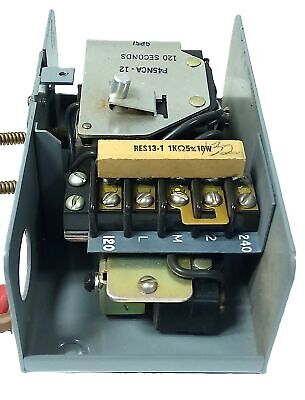 Penn Johnson Controls P45NCA-12 240 V AC 3 Phase Oil Pressure Cutout Control