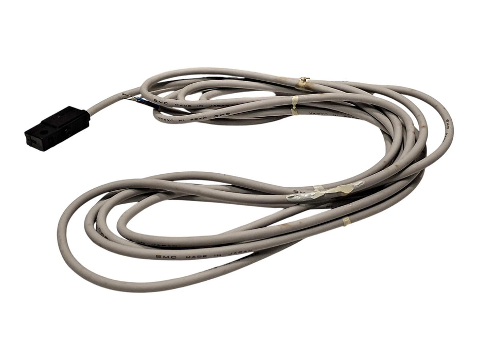 SMC D-C73 24 V DC/100 V AC Reed Switch for Cylinders