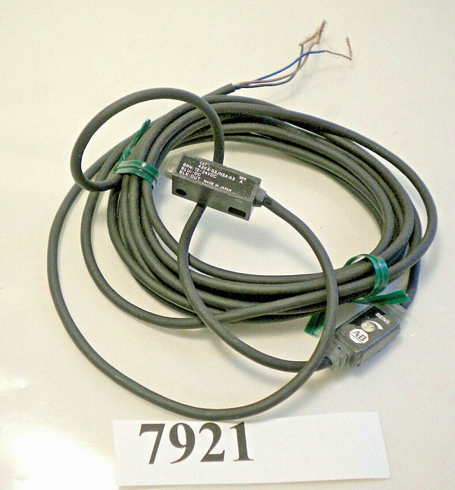 Allen-Bradley Photoelectric Switch 42KA-S2JNSA-A2 12-24VDC