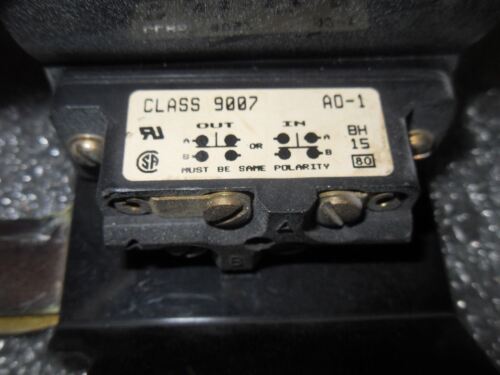 Square D 9007AO1 Limit Switch W/ Disconnect Attachment