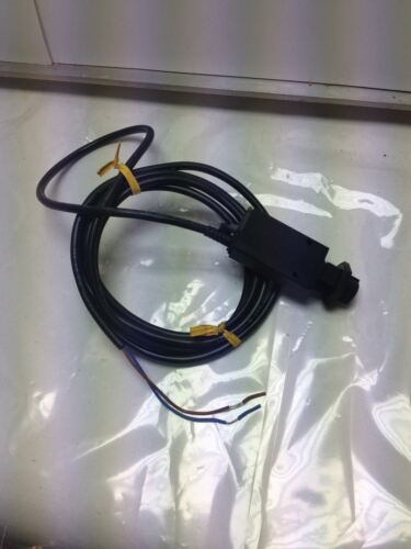 Balluff BOS-16K-AU-0FR-02 PHOTOELECTRIC SENSOR- NO BOX