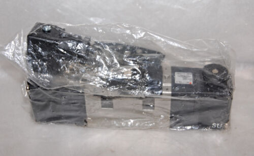 SMC VP7-6-FIG-D-3 Solenoid Valve