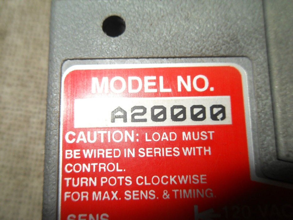 Autotron A20000 120 V AC Retroreflective Photoelectric Sensor