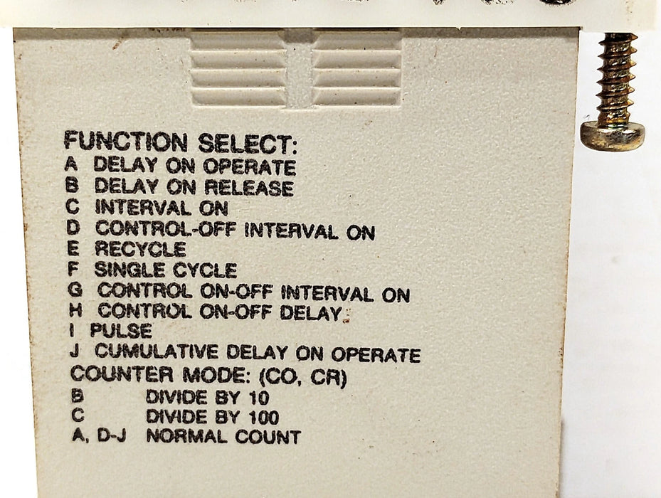 Potter Brumfield CNT-35-96 24-240 V AC 0.1 sec-9990 hrs Digital PLC Counter