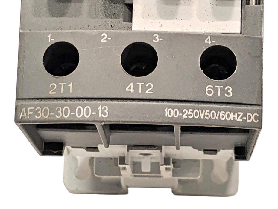 ABB AF30-30-00-13 600 V 50 A 3-Pole Contactor w/ 100-250 V AC Coil