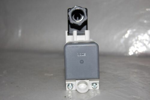 SMC VQ7-6-FIG-D-3ZR DOUBLE SOLENOID VALVE