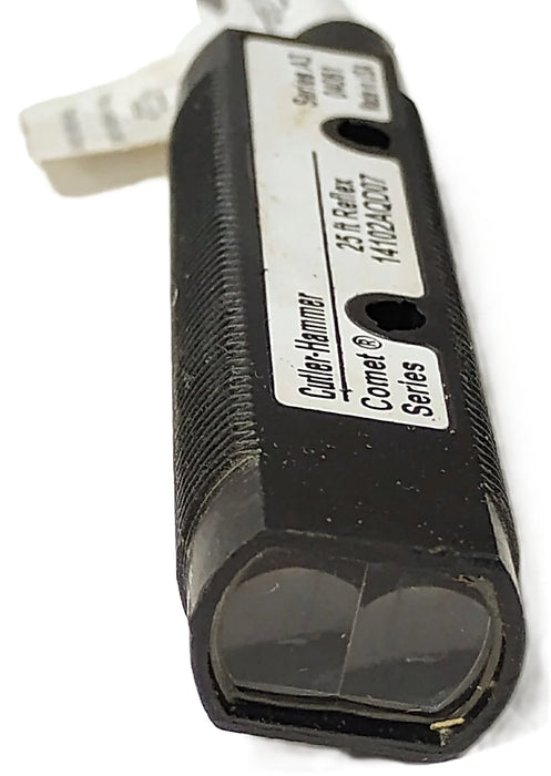 Cutler-Hammer 14102AQD07 10-30 V DC RetroReflective Photoelectric Sensor