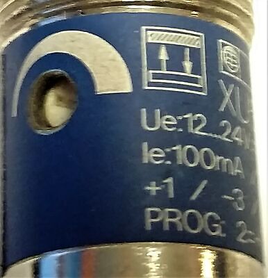 Telemecanique XU5-M18PP340D Photoelectric Sensor
