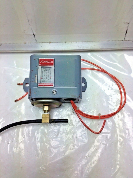 Johnson Controls P67AA-7 Electric Pressure Switch