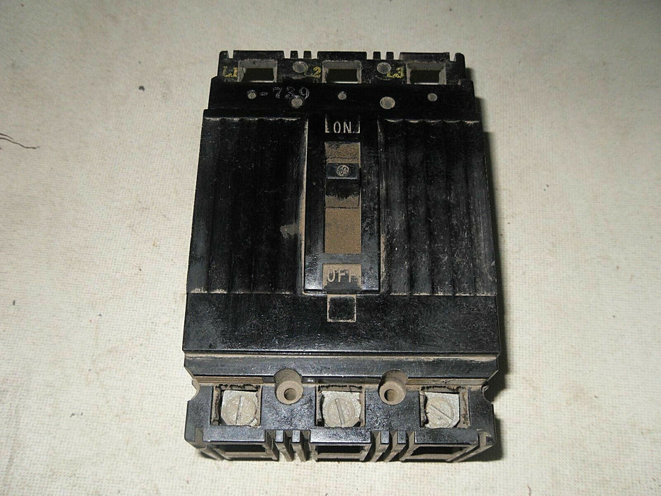 GE TEF134015 Circuit Breaker