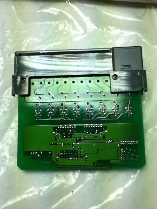 Allen-Bradley 1746-IB8 SERIES A INPUT MODULE- NO BOX