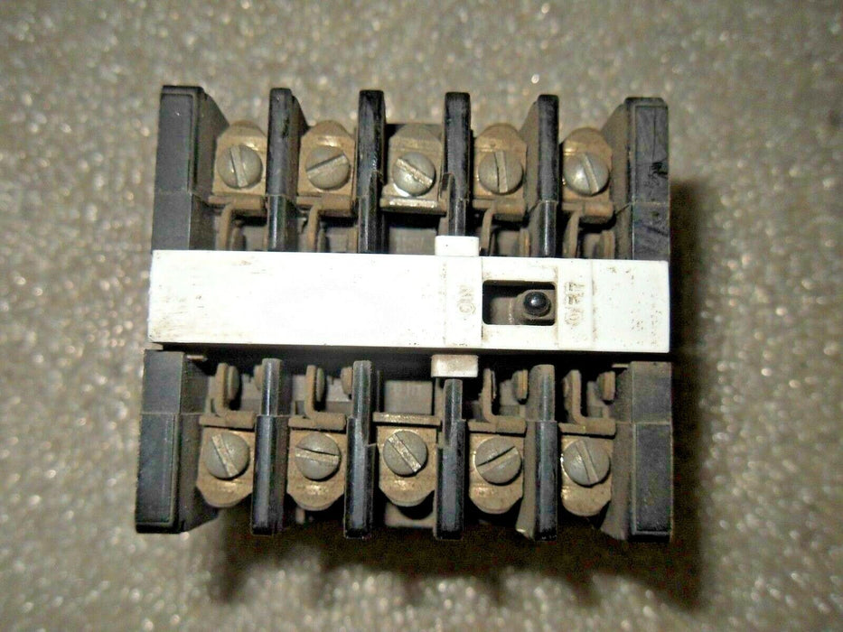 GE CR120A04002AA Industrial Relay