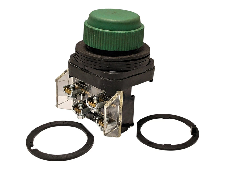 Allen-Bradley 800H-R1A Ser G Full Voltage 10 A 30 mm Green Momentary Pushbutton