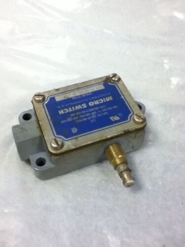 MICRO SWITCH BAF1-2RN28-LH LIMIT SWITCH
