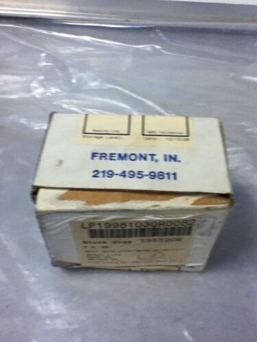 REES 02810-032 PUSHBUTTON