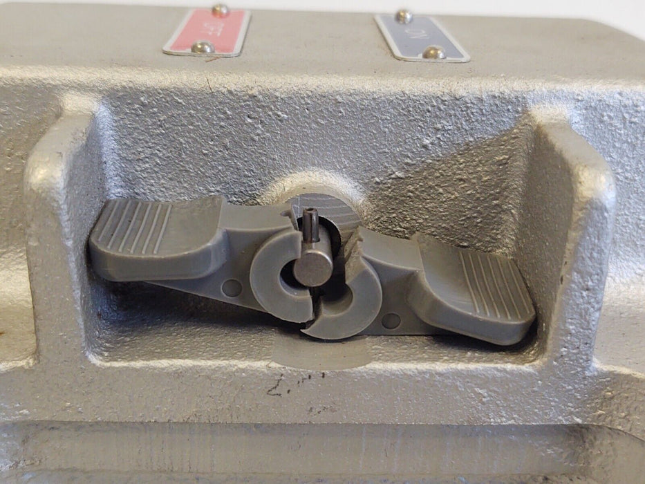 Square D 9001-GR-210 600 V Heavy Duty Control Station in NEMA 7 & 9 Enclosure